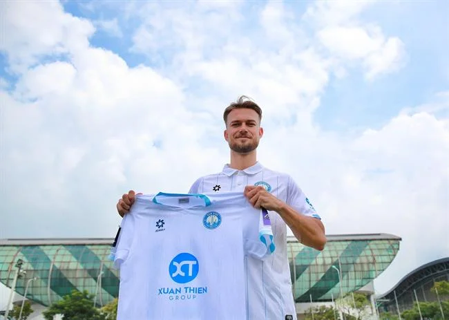 Hình ảnh minh họa cược xiên với nhiều lựa chọn trên một phiếu cược